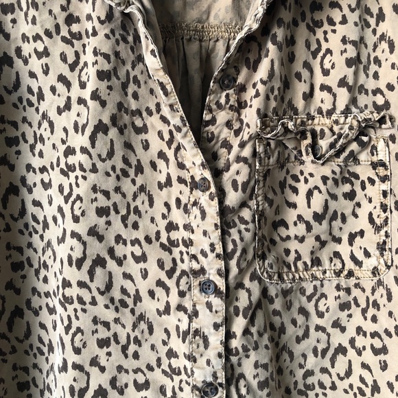 C&C California Leopard print oversized blouse - Picture 3 of 9